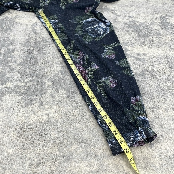 Rare Lululemon Party Onesie Garden Party Smooth Silver Multi Jumpsuit Sz 4 - Picture 13 of 14